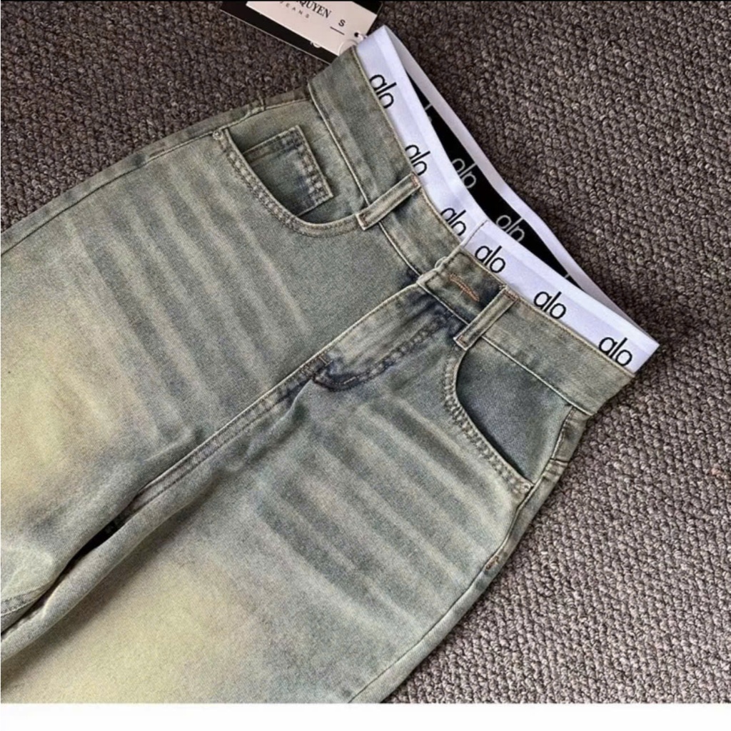 New Arrival High-Waisted Wide-Leg Jeans with Alo Letters