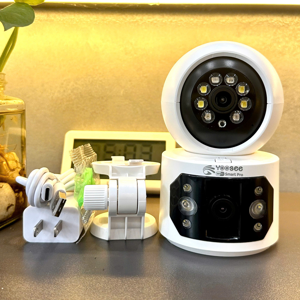 YOOSEE 2-Eye Camera Indoor Version With Integrated Call Button On The ...