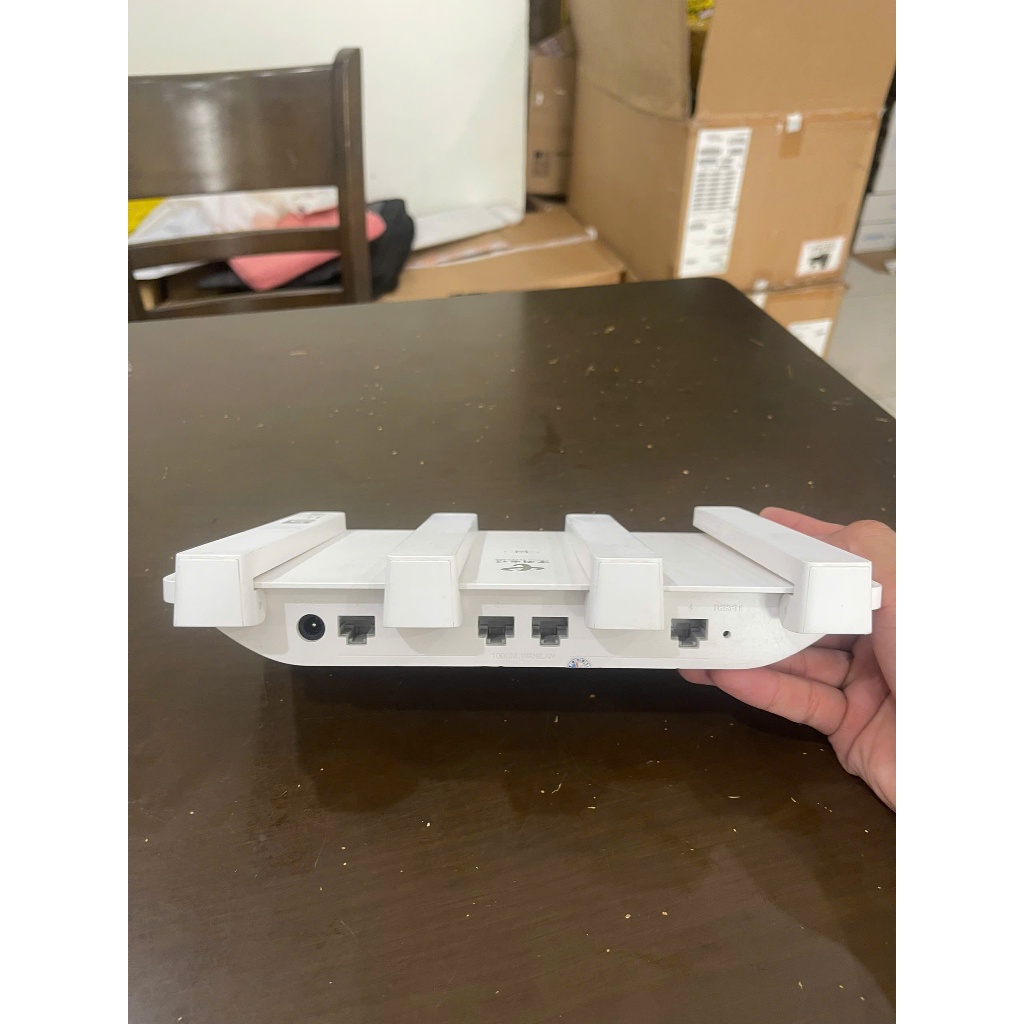 Huawei Wi-Fi 6 AX3000 Router is powerful, wide coverage, extremely ...