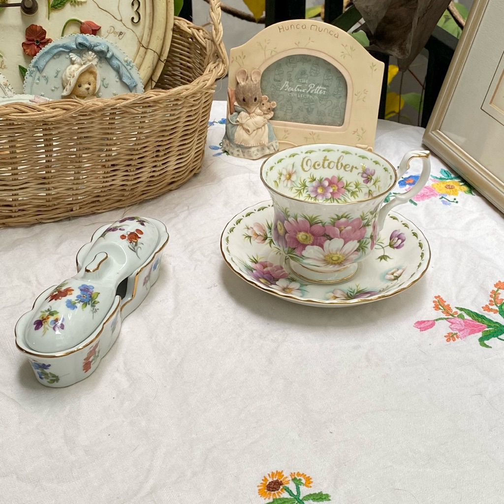 ROYAL ALBERT 2Hand OCTOBER TEA SET | Shopee Malaysia