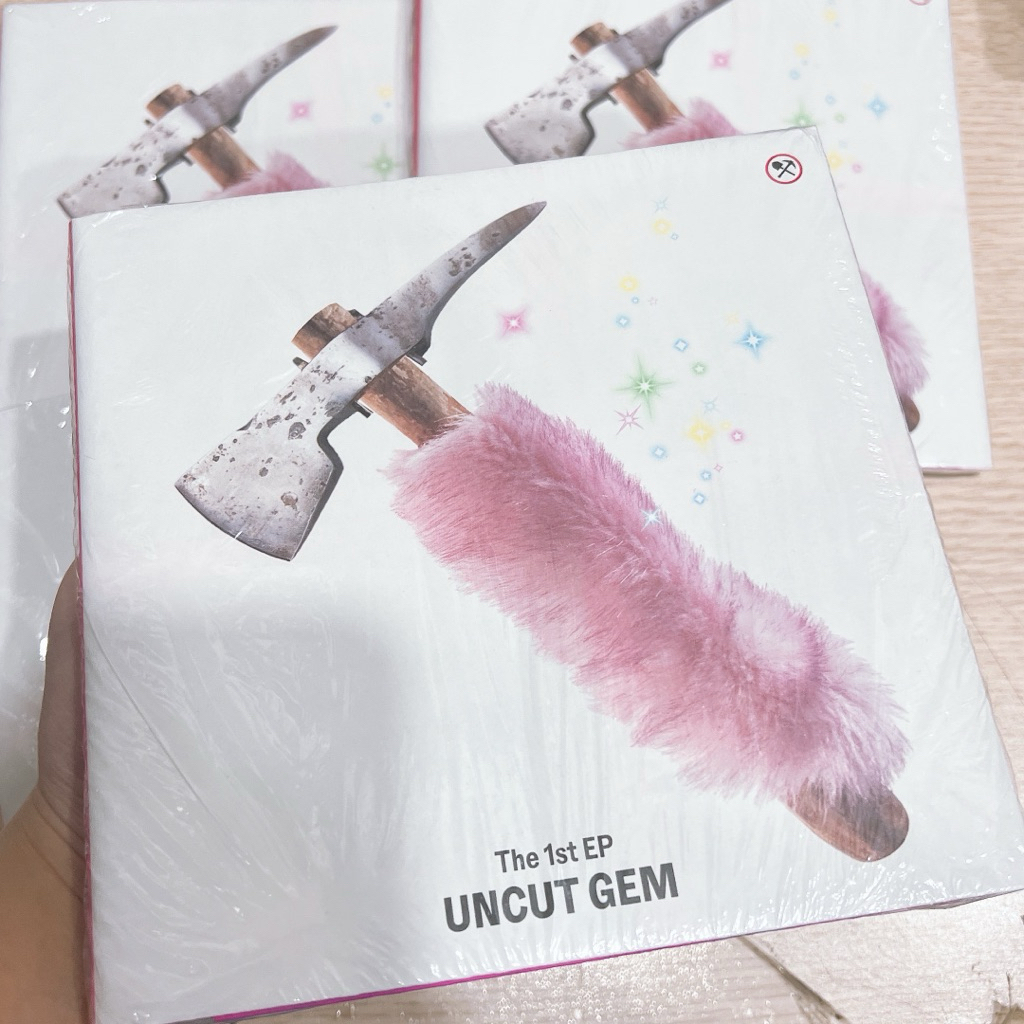 Genuine uncut gem KiiiKiii album photo with Korean seal Shopee Malaysia