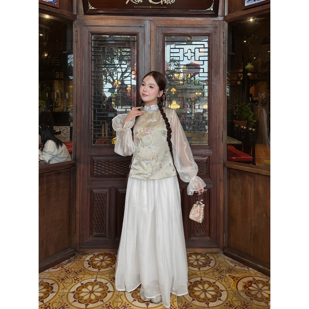 Set of brocade buttons with chiffon sleeves and silk chiffon skirt New ...