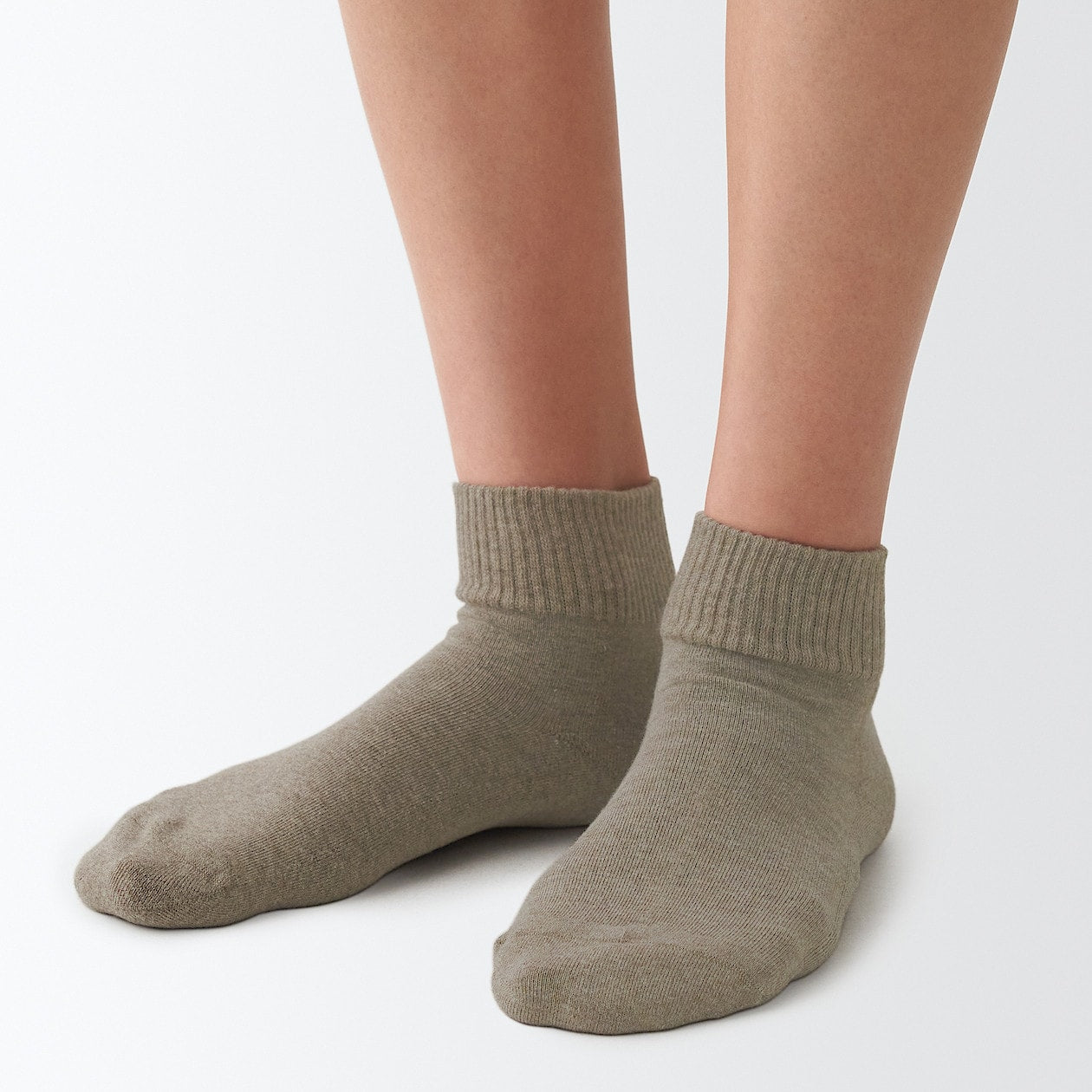 Muji low-cut socks with a 90-degree standing shape without binding ...