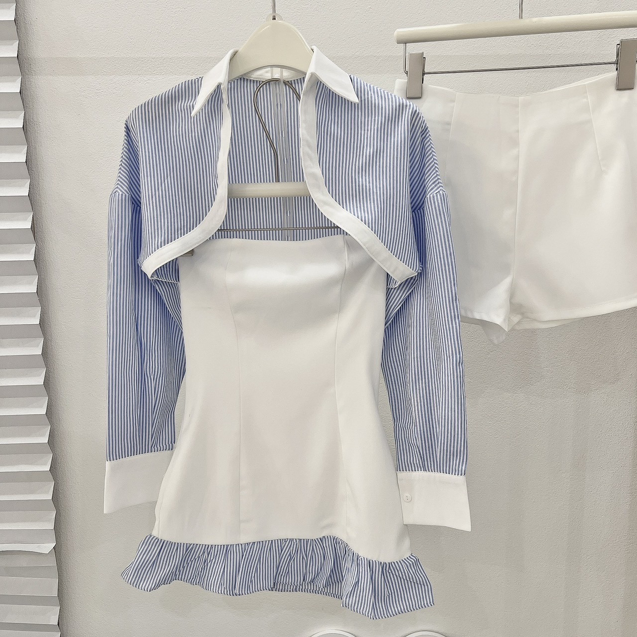 Set Of 3 Details: Blue Ruffled Strapless Skirt With Blue Croptop Mix ...