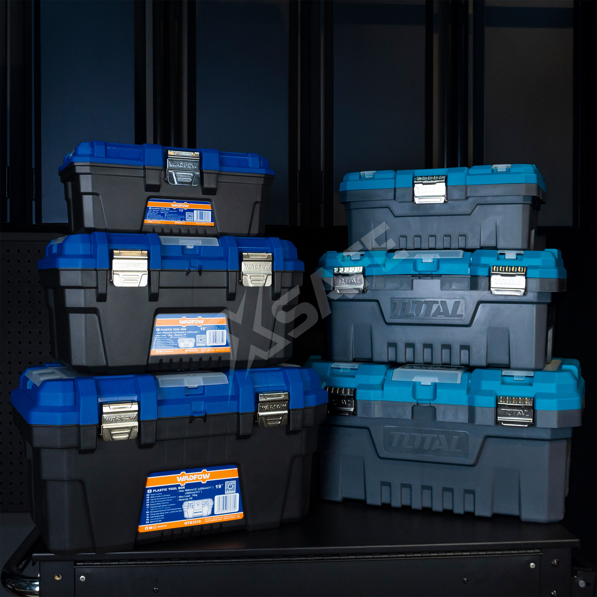 TOTAL TPBX0202 tool box with metal lock, highly durable multi ...